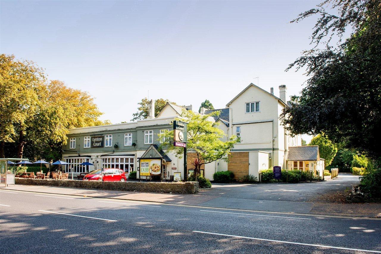 Premier Inn Bournemouth East ภายนอก รูปภาพ