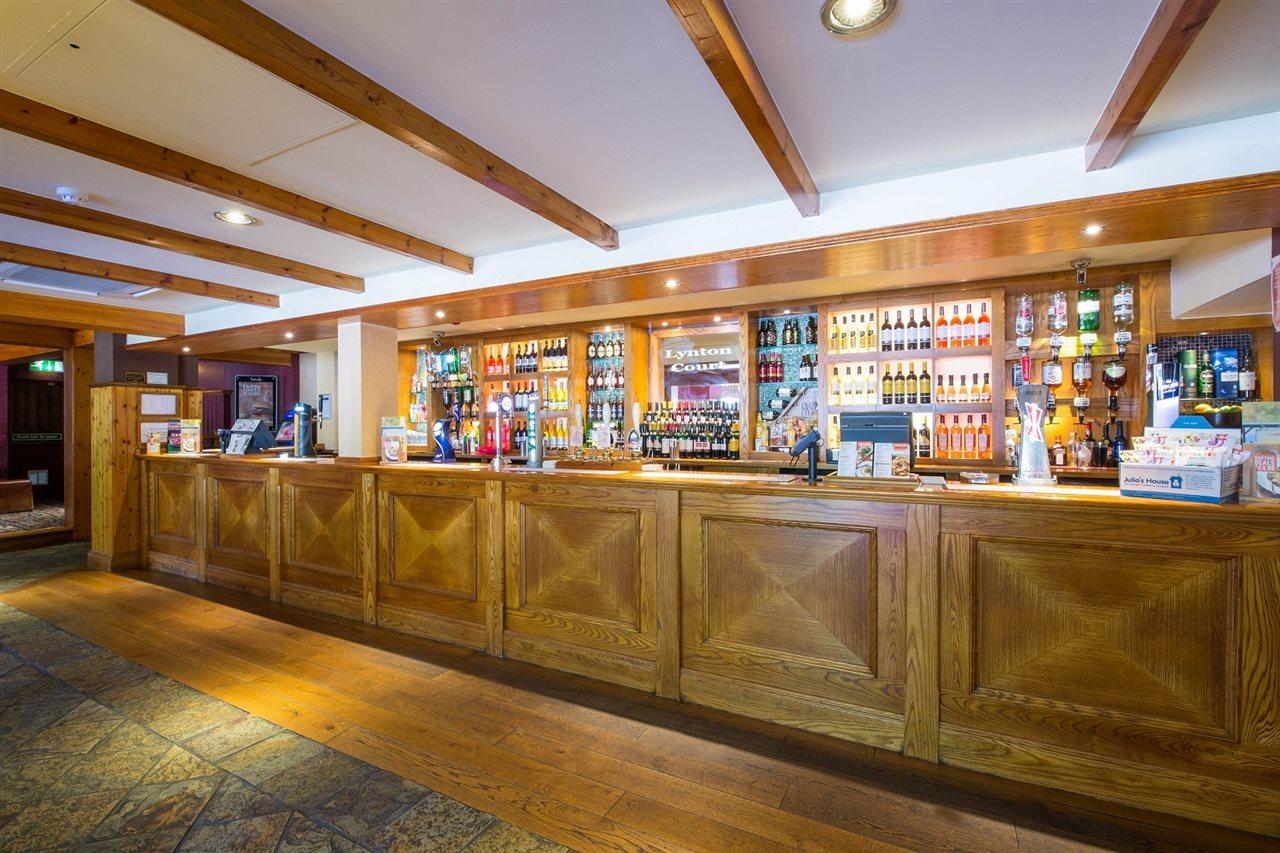 Premier Inn Bournemouth East ภายนอก รูปภาพ