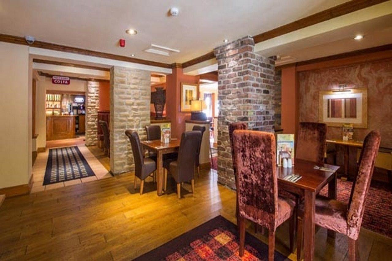 Premier Inn Bournemouth East ภายนอก รูปภาพ