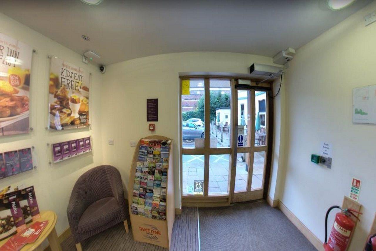 Premier Inn Bournemouth East ภายนอก รูปภาพ