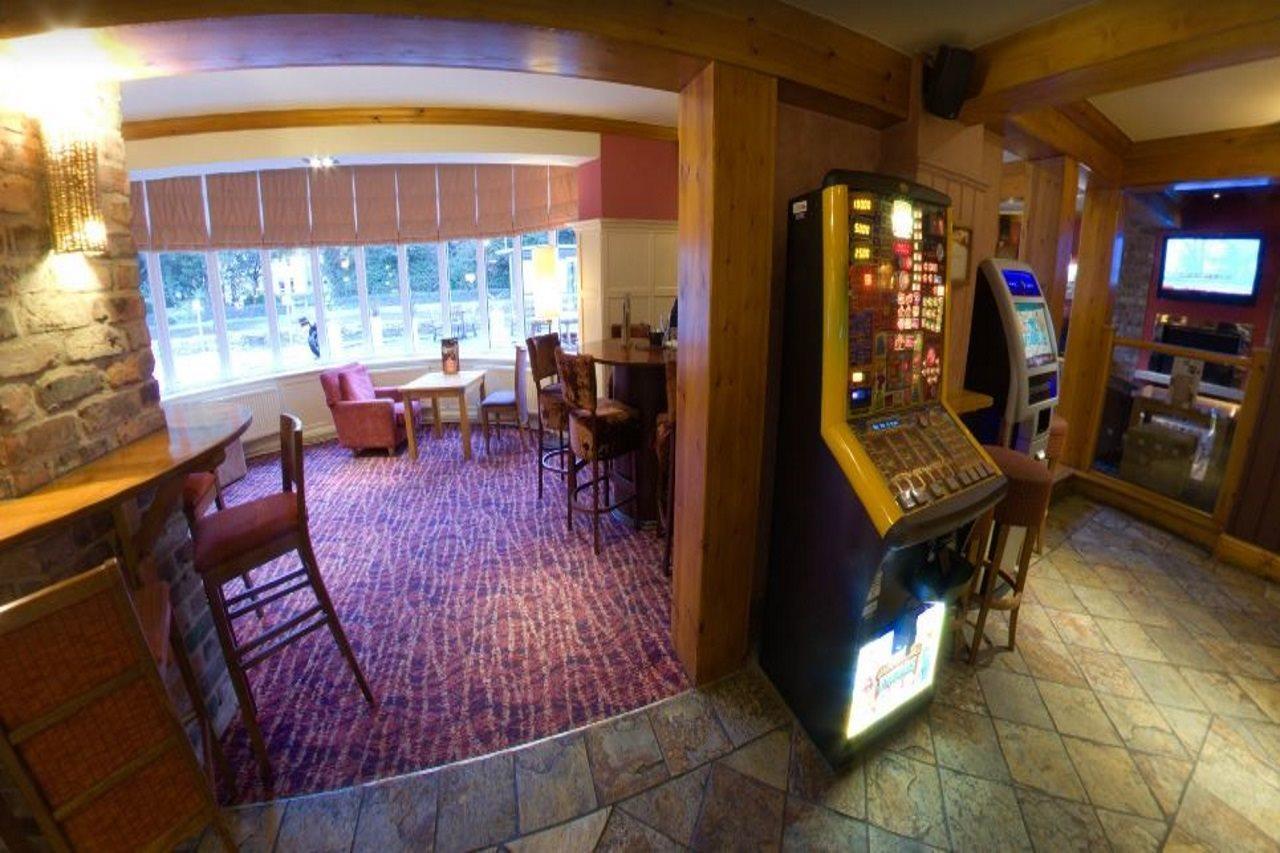 Premier Inn Bournemouth East ภายนอก รูปภาพ